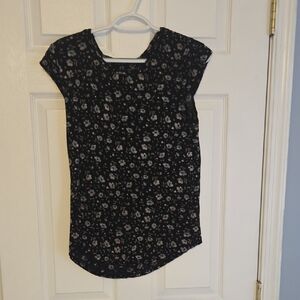 Preswick & Moore Black Fitted Cap Sleeve Blouse